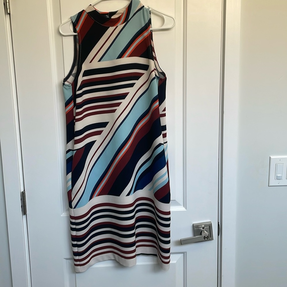 Geometrical patterned dress